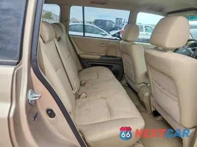 Zdjęcie 11 z 13 samochodu: 2005 TOYOTA HIGHLANDER LIMITED VIN:JTEGP21A550077205 - miniatura