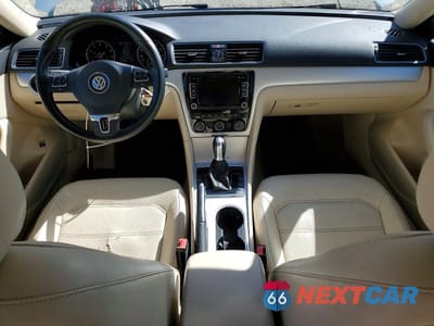 Zdjęcie 8 z 12 samochodu: 2013 VOLKSWAGEN PASSAT SE VIN:1VWBH7A36DC088489 - miniatura