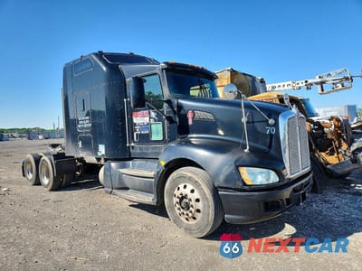 2009 KENWORTH T660 SEMI TRUCK 1XKADB9X09J221288 - główne zdjęcie licytacji z USA - miniatura