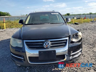 Piąte zdjęcie samochodu w środku: 2009 VOLKSWAGEN TOUAREG 2 V6 VIN:WVGBE77L99D003547 - miniatura