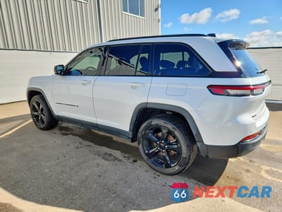 Drugie zdjęcie samochodu z przodu: 2024 JEEP GRAND CHEROKEE LAREDO VIN:1C4RJHAG6RC127281 - miniatura