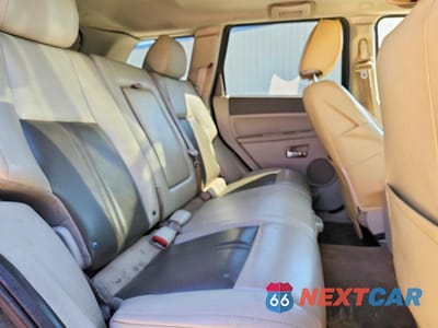 Zdjęcie 11 z 13 samochodu: 2007 JEEP GRAND CHEROKEE LIMITED VIN:1J8HR58227C512064 - miniatura