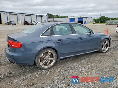 Trzecie zdjęcie samochodu z tyłu: 2010 AUDI S4 PRESTIGE VIN:WAUKGAFL7AA134153 - miniatura
