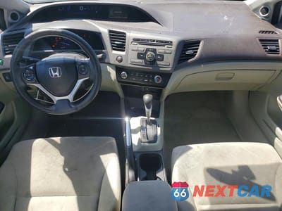 Zdjęcie 8 z 12 samochodu: 2012 HONDA CIVIC EX VIN:19XFB2F88CE345365 - miniatura