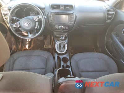 Zdjęcie 8 z 12 samochodu: 2019 KIA SOUL + VIN:KNDJP3A53K7678831 - miniatura