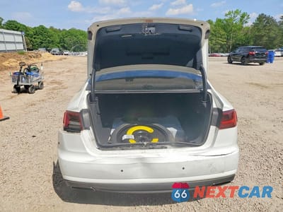 Zdjęcie 6 z 13 samochodu: 2016 AUDI A6 PREMIUM PLUS VIN:WAUFGAFC8GN000853 - miniatura