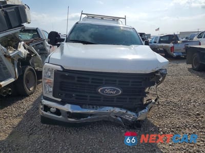 Piąte zdjęcie samochodu w środku: 2023 FORD F350 SUPER DUTY VIN:1FT8W3AT7PEC75860 - miniatura
