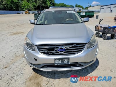Piąte zdjęcie samochodu w środku: 2015 VOLVO XC60 T5 PLATINUM VIN:YV440MDM7F2680799 - miniatura