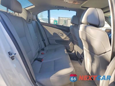 Zdjęcie 10 z 12 samochodu: 2008 BMW 528 I VIN:WBANU53568CT16914 - miniatura
