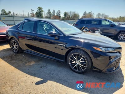 Czwarte zdjęcie samochodu z boku: 2023 TOYOTA CAMRY SE VIN:4T1G11BKXPU106048 - miniatura