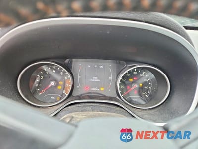 Zdjęcie 9 z 14 samochodu: 2018 JEEP COMPASS LATITUDE VIN:3C4NJDBB0JT128154 - miniatura