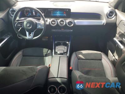 Zdjęcie 8 z 13 samochodu: 2023 MERCEDES-BENZ GLB 250 VIN:W1N4M4GB3PW335757 - miniatura