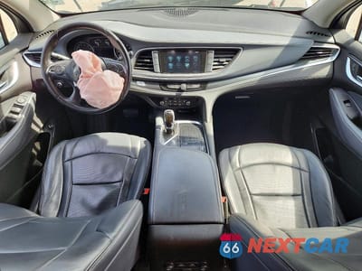 Zdjęcie 8 z 13 samochodu: 2019 BUICK ENCLAVE ESSENCE VIN:5GAERBKW4KJ260814 - miniatura