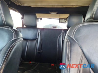 Zdjęcie 10 z 13 samochodu: 2013 JEEP WRANGLER UNLIMITED SAHARA VIN:1C4BJWEG3DL552465 - miniatura