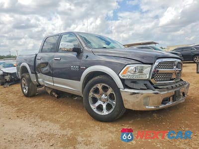 Czwarte zdjęcie samochodu z boku: 2015 RAM 1500 LARAMIE VIN:1C6RR7NT1FS733994 - miniatura