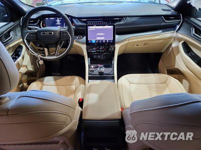 Zdjęcie 8 z 13 samochodu: 2025 JEEP GRAND CHEROKEE LIMITED VIN:1C4RJHBG9SC288695 - miniatura