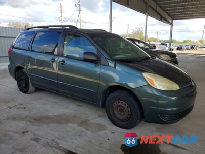 Czwarte zdjęcie samochodu z boku: 2004 TOYOTA SIENNA LE 7 PASSENGER VIN:5TDZA23C24S061102 - miniatura