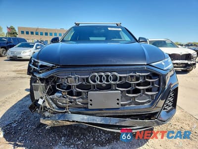 Piąte zdjęcie samochodu w środku: 2025 AUDI Q8 PREMIUM PLUS S-LINE VIN:WA1EVBF11SD037535 - miniatura