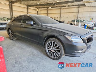 Czwarte zdjęcie samochodu z boku: 2012 MERCEDES-BENZ CLS 550 4MATIC VIN:WDDLJ9BB2CA049508 - miniatura