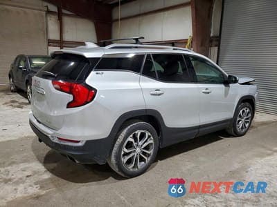 Trzecie zdjęcie samochodu z tyłu: 2019 GMC TERRAIN SLT VIN:3GKALVEX3KL133943 - miniatura