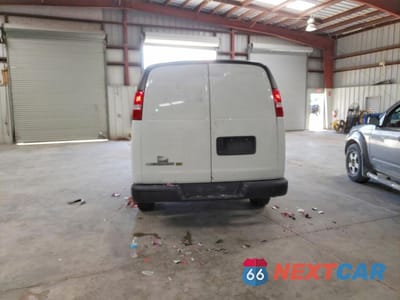 Zdjęcie 6 z 13 samochodu: 2020 CHEVROLET EXPRESS 25 VIN:1GCWGAFP5L1276611 - miniatura