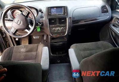 Zdjęcie 8 z 13 samochodu: 2015 DODGE GRAND CARAVAN SE VIN:2C4RDGBG0FR747675 - miniatura