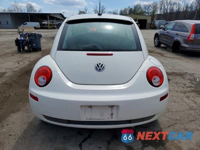 Zdjęcie 6 z 12 samochodu: 2008 VOLKSWAGEN NEW BEETLE TRIPLE WHITE VIN:3VWFG31CX8M510779 - miniatura