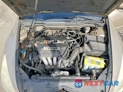 Zdjęcie 11 z 12 samochodu: 2004 HONDA ACCORD EX VIN:1HGCM56864A062001 - miniatura
