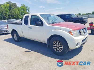 Czwarte zdjęcie samochodu z boku: 2018 NISSAN FRONTIER SV V6 VIN:1N6AD0CW1JN769178 - miniatura