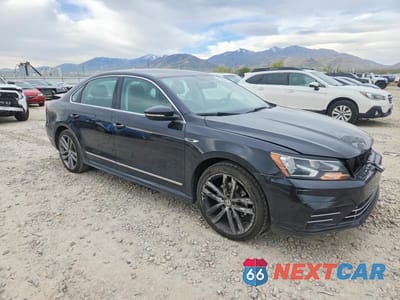 Czwarte zdjęcie samochodu z boku: 2017 VOLKSWAGEN PASSAT R-LINE VIN:1VWDT7A36HC040200 - miniatura