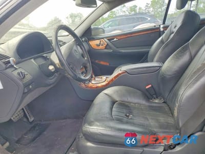 Zdjęcie 7 z 12 samochodu: 2005 MERCEDES-BENZ CL 55 AMG VIN:WDBPJ74J75A045007 - miniatura