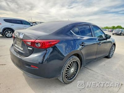 Trzecie zdjęcie samochodu z tyłu: 2017 MAZDA 3 TOURING VIN:3MZBN1V79HM112386 - miniatura