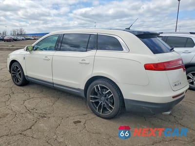 Drugie zdjęcie samochodu z przodu: 2012 LINCOLN MKT VIN:2LMHJ5AT0CBL51533 - miniatura