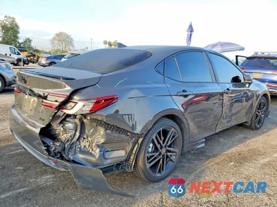 Trzecie zdjęcie samochodu z tyłu: 2026 TOYOTA CAMRY XSE VIN:4T1DAACK5TU668435 - miniatura