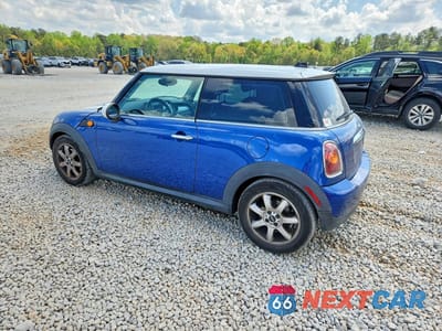 Drugie zdjęcie samochodu z przodu: 2009 MINI COOPER VIN:WMWMF33549TU70128 - miniatura