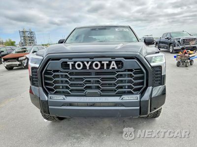 Piąte zdjęcie samochodu w środku: 2022 TOYOTA TUNDRA SR5 VIN:5TFLA5DBXNX032343 - miniatura