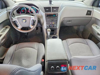 Zdjęcie 8 z 13 samochodu: 2011 CHEVROLET TRAVERSE LS VIN:1GNKRFED4BJ203068 - miniatura