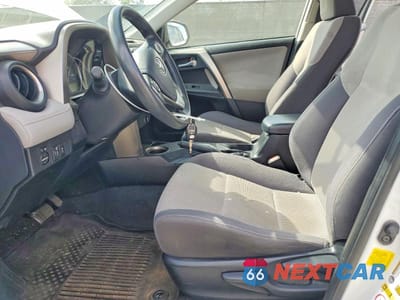 Zdjęcie 7 z 13 samochodu: 2014 TOYOTA RAV4 XLE VIN:JTMWFREV1EJ007929 - miniatura