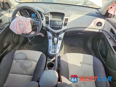 Zdjęcie 8 z 13 samochodu: 2016 CHEVROLET CRUZE LIMITED LS VIN:1G1PC5SH8G7208059 - miniatura