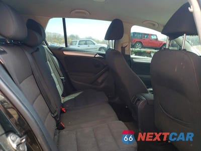 Zdjęcie 10 z 12 samochodu: 2013 VOLKSWAGEN GOLF VIN:WVWDM7AJ8DW038696 - miniatura