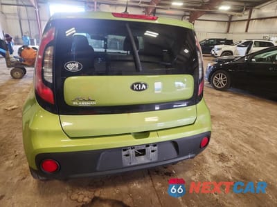 Zdjęcie 6 z 13 samochodu: 2017 KIA SOUL BASE VIN:KNDJN2A21H7882753 - miniatura