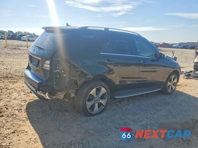 Trzecie zdjęcie samochodu z tyłu: 2018 MERCEDES-BENZ GLE 350 VIN:4JGDA5JB3JB061386 - miniatura
