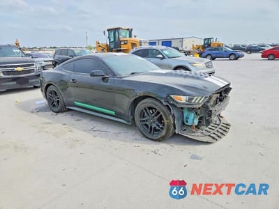 Czwarte zdjęcie samochodu z boku: 2016 FORD MUSTANG VIN:1FA6P8AM7G5279309 - miniatura