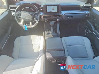 Zdjęcie 8 z 13 samochodu: 2025 TOYOTA 4RUNNER SR5 VIN:JTEVA5BR0S5039281 - miniatura