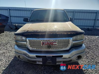 Piąte zdjęcie samochodu w środku: 2007 GMC NEW SIERRA K1500 CLASSIC VIN:1GTEK19B17E171993 - miniatura