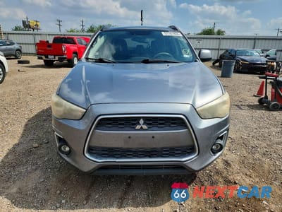 Piąte zdjęcie samochodu w środku: 2013 MITSUBISHI OUTLANDER SPORT SE VIN:4A4AP4AUXDE016281 - miniatura