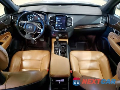 Zdjęcie 8 z 12 samochodu: 2016 VOLVO XC90 T6 VIN:YV4A22PK3G1042102 - miniatura