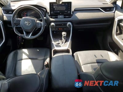 Zdjęcie 8 z 13 samochodu: 2020 TOYOTA RAV4 HYBRID LIMITED VIN:2T3DWRFVXLW057748 - miniatura