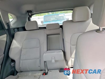 Zdjęcie 10 z 13 samochodu: 2021 HYUNDAI TUCSON SE VIN:KM8J2CA48MU288295 - miniatura
