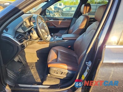 Zdjęcie 7 z 11 samochodu: 2017 BMW X5 XDR40E VIN:5UXKT0C34H0V96116 - miniatura